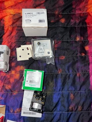 Lote Material Eléctrico Industrial Nuevo