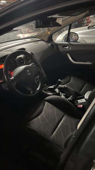 Peugeot 308 2011