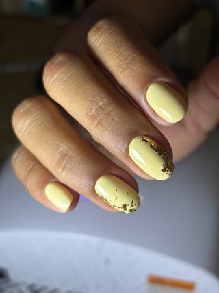 Servicio de manicura rusa profesional