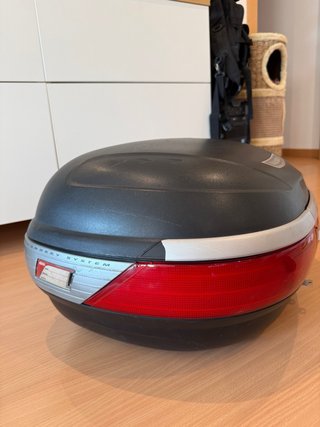 Baúl TOP CASE  Givi Maxia E52