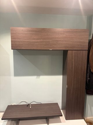 Mueble salón madera y blanco