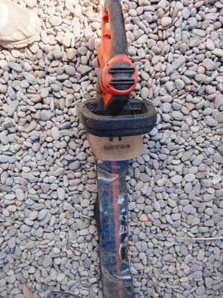 Cortasetos Black+Decker Eléctrico