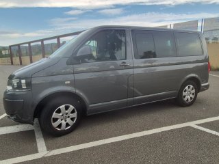 Volkswagen Caravelle 2013