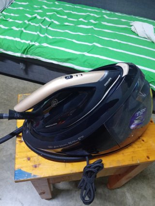 Plancha Philips PerfectCare 8000