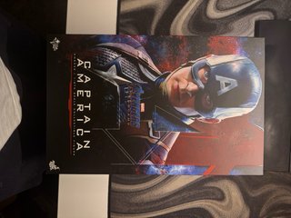 Figura Capitán América Endgame Hot Toys