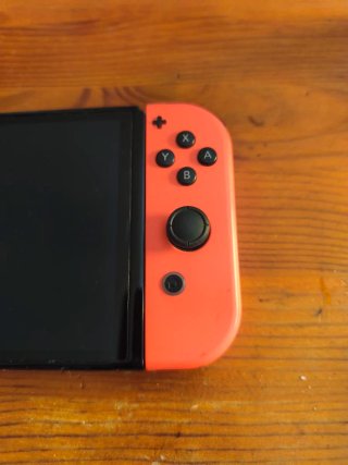 Nintendo Switch OLED + Joy-Cons + Cargador
