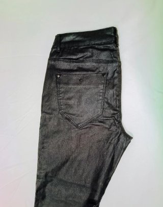 Pantalón Janira efecto piel negro