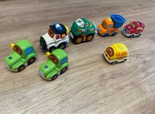 Paquete de 3 Pistas y 7 coches Tut Tut Flitzer