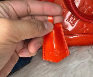 Louis Vuitton Alma BB Rossa Vernice