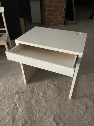 Escritorio MICKE IKEA Blanco sin cajón