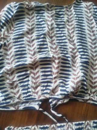 Conjunto estampado beige y azul