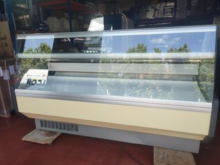 VITRINA REFRIGERADA PROFESIONAL – 203 CM