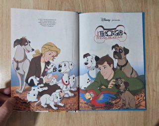 Clásico cuento Disney. "102 Dálmatas". Salvat.
