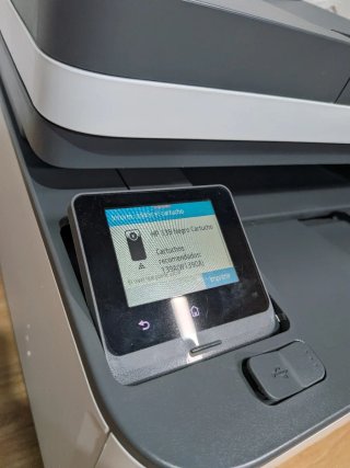 Impresora HP Láser Pro MFP 3102fdw