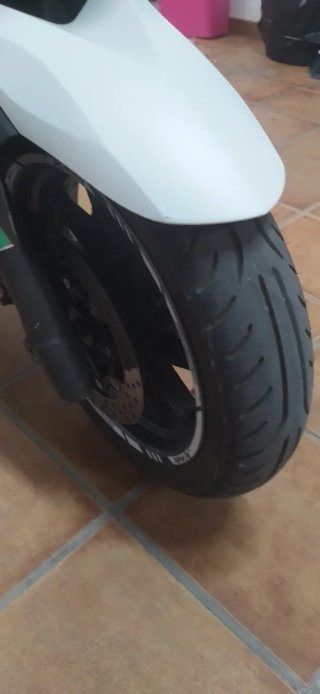 Yamaha XMAX 400 Maxi Scooter