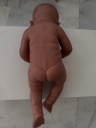 Muñeca Bebé Antonio Juan Niña
