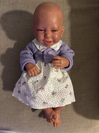 Muñeca Bebé Antonio Juan Niña