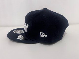 Gorra Oakley Snap Back (azul marino)