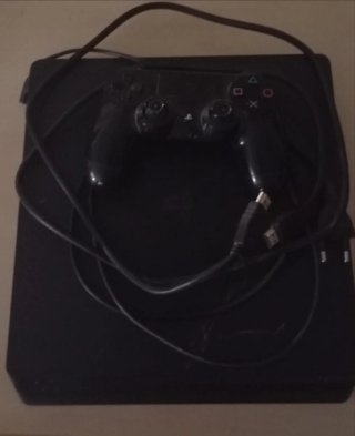 PS4 (PlayStation 4) Negra