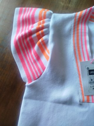 Blusa blanca y rosa Talla L