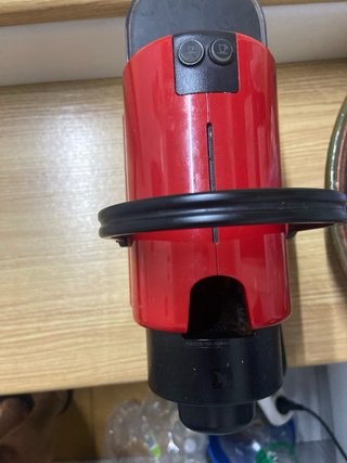 Cafetera Nespresso Roja