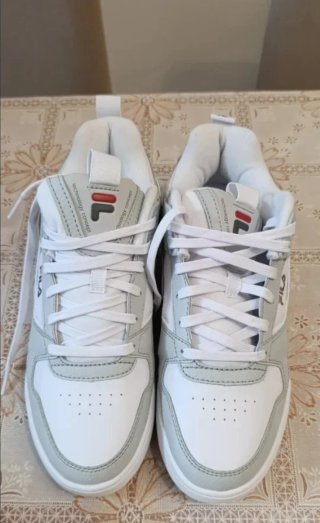 Zapatillas Fila Talla 42.5 Nuevas