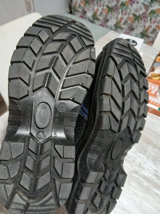 Zapatos de trabajo Chintex negros y azules