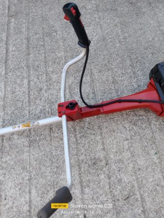 Desbrozadora Jonsered RS52
