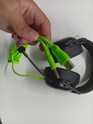 Casco Gaming Negro con Micrófono