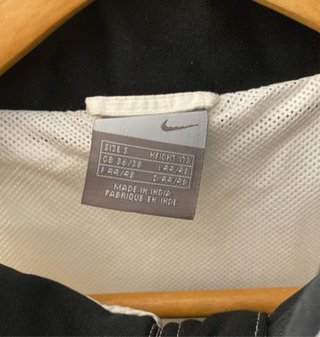 Chaqueta Nike Vintage Blanca y Negra