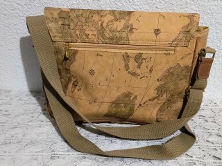 Bolso bandolera, de Alviero Nartini Geo Clasic