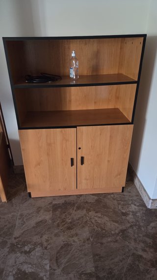 Mueble de oficina madera y metal