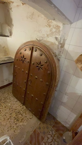 Puerta antigua madera maciza