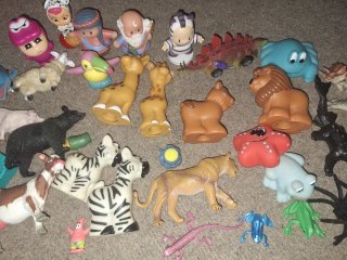 Lote de animales de juguete