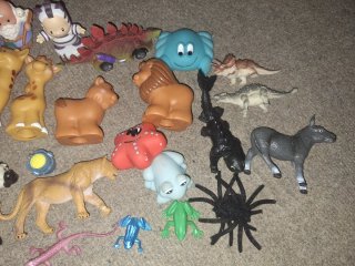 Lote de animales de juguete