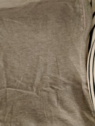 Top deportivo GIMER gris y rosa talla M.