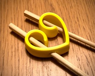 Supporto per bacchette sushi a forma di cuore
