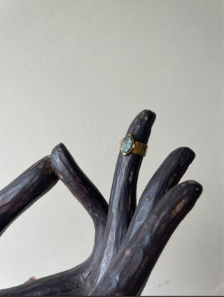 Mão de madeira decorativa mudra jnana