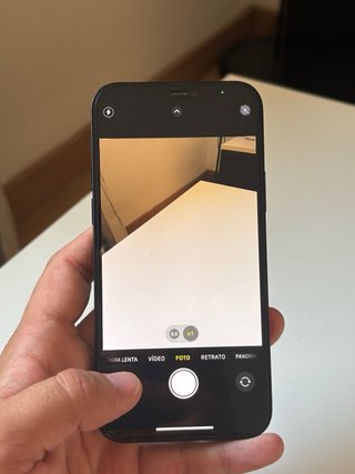 iPhone 12 64GB