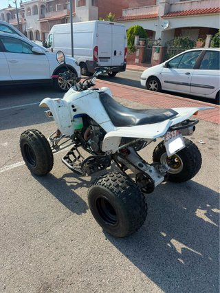 Suzuki LTZ 400 Quad Blanco