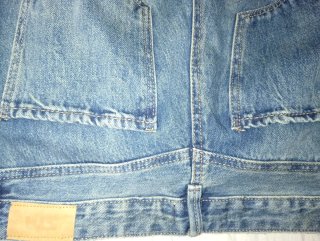Pantalón vaquero ancho