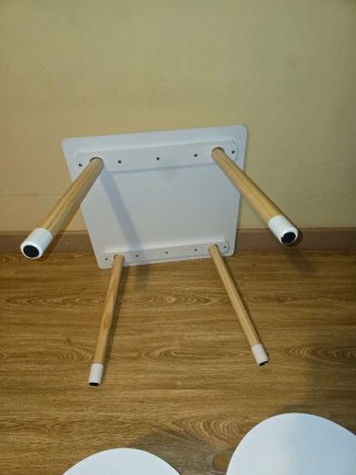 Mesa Infantil VEVOR con 2 Sillas