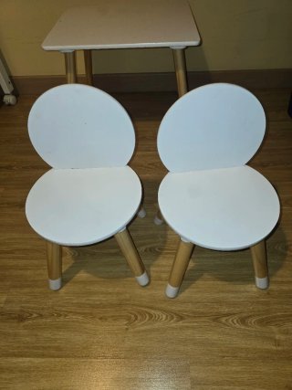 Mesa Infantil VEVOR con 2 Sillas