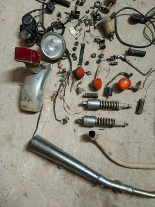 Despiece Suzuki GN 250 (sin chasis)
