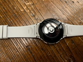 Samsung Galaxy Watch4 Acero inoxidable • Plata
