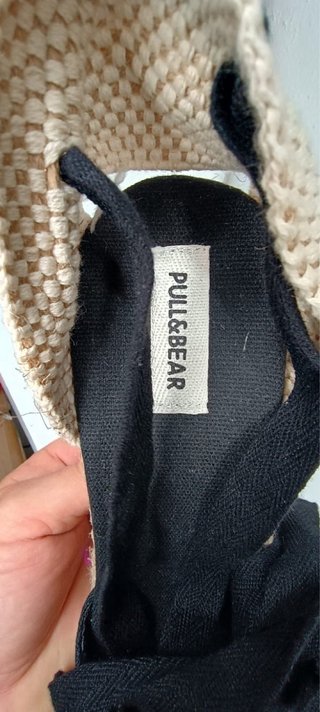 Cuñas Esparto Pull&Bear Talla 39 Negras