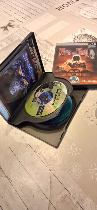 Juegos PC StarCraft y The House of the Dead