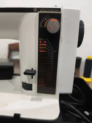 Máquina de coser Sigma 2000 SL