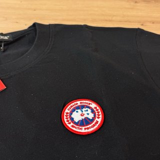 Camiseta Canada Goose - Talla M o L