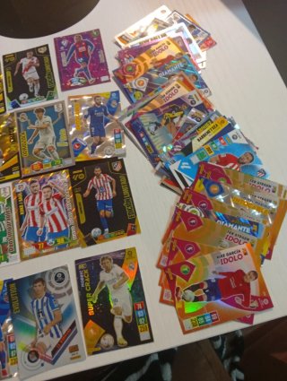 68 Cromos de Fútbol Coleccionables